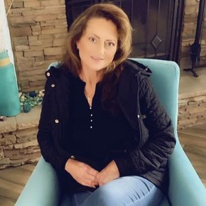 Meet your Posher, Cindy